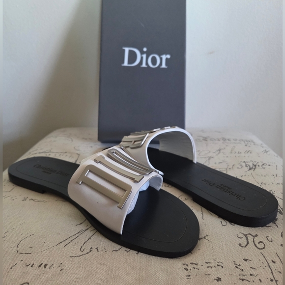 Christian Dior Diorevolution Slide Flat Sandal White Silver Metal Logo Size 8.5 - Picture 4 of 12